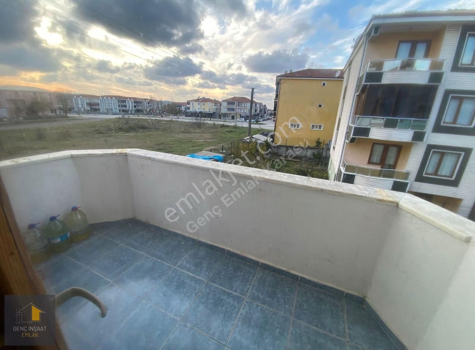 Hastane Yanında Ara Kat - Doğalgazlı - Eşyalı 2+1 Kiralık Daire - Görsel 5