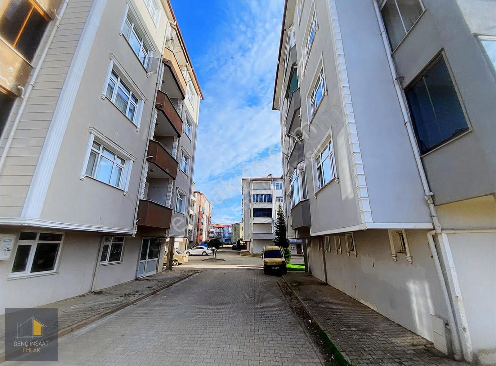 Karasu'da Merkezi Konumda Site İçerisinde 3+1 Daire (geniş M²) - Görsel 22