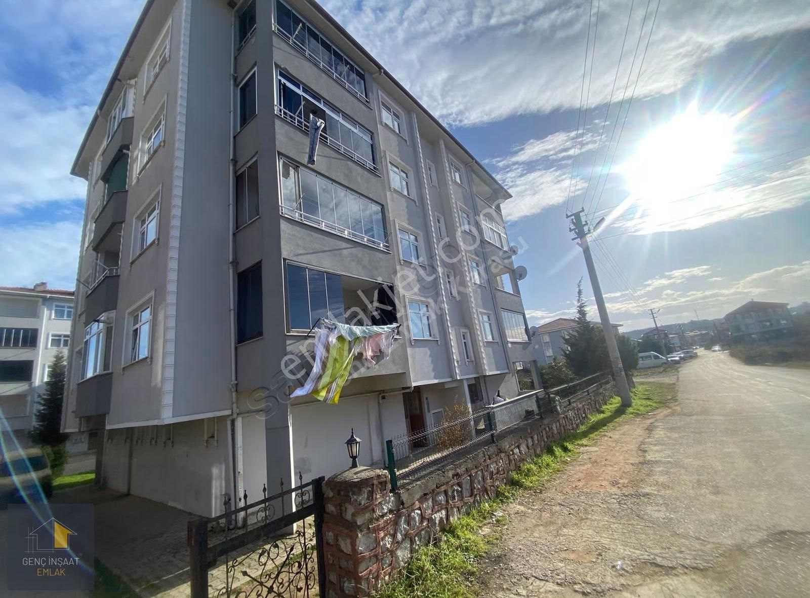 Karasu'da Merkezi Konumda Site İçerisinde 3+1 Daire (geniş M²) - Görsel 10