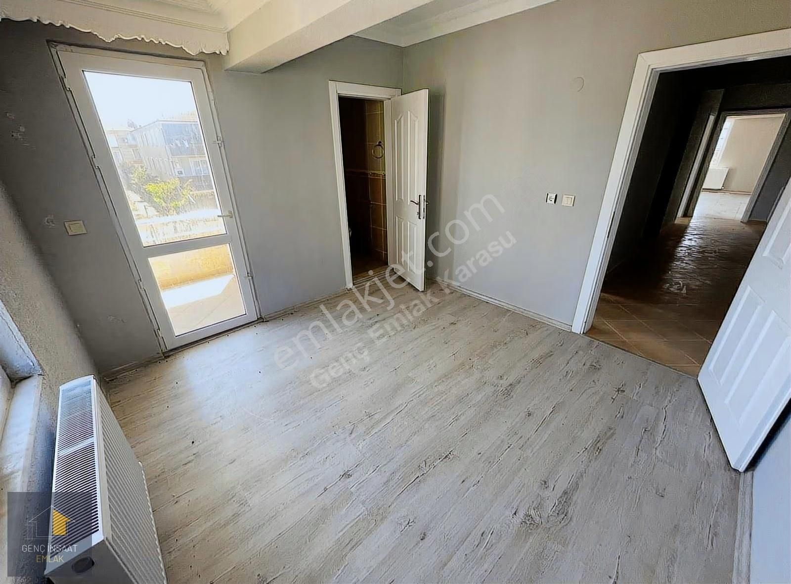 Karasu 32 Evler Mevkii - Ara Kat - Güney Cephe 3+1 Eşyasız Daire - Görsel 10
