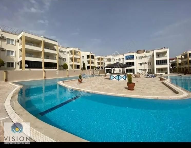 Didim Efelerde Muhteşem Havuzlu Sitede 2+1 Daire