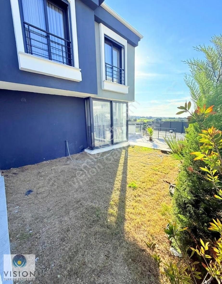 Didim Hisar Mahallesinde Havuzlu Sitede Full Eşyalı 3+1 Villa - Görsel 6