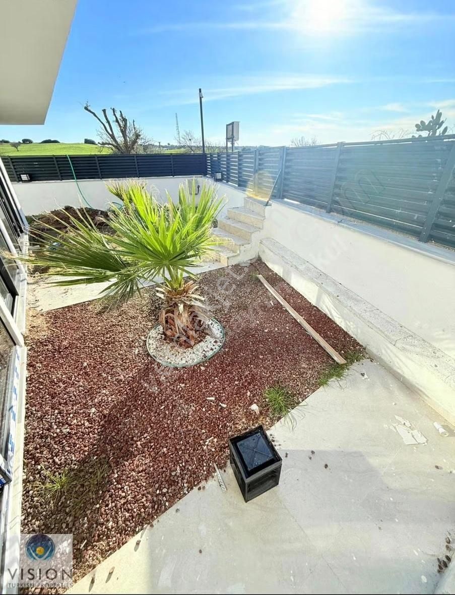 Didim Hisar Mahallesinde Havuzlu Sitede Full Eşyalı 3+1 Villa - Görsel 4