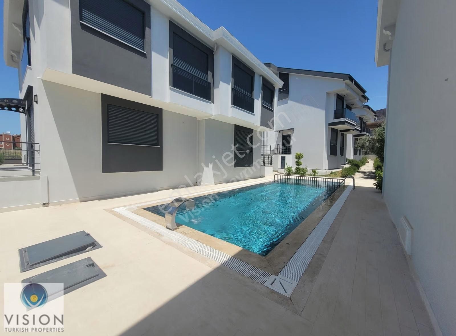 Didim Hisar Mahallesinde Havuzlu Sitede Bahçeli 3+1 Villa - Görsel 10