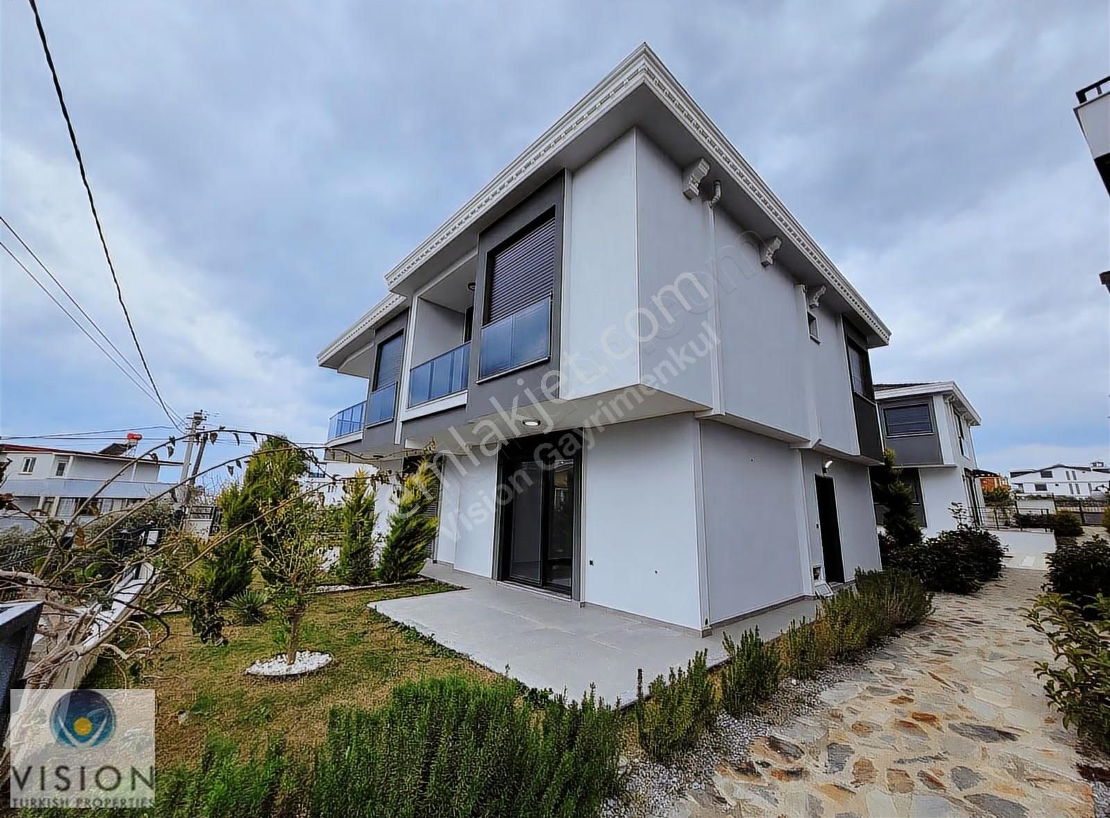 Didim Hisar Mahallesinde Havuzlu Sitede Bahçeli 3+1 Villa - Görsel 5