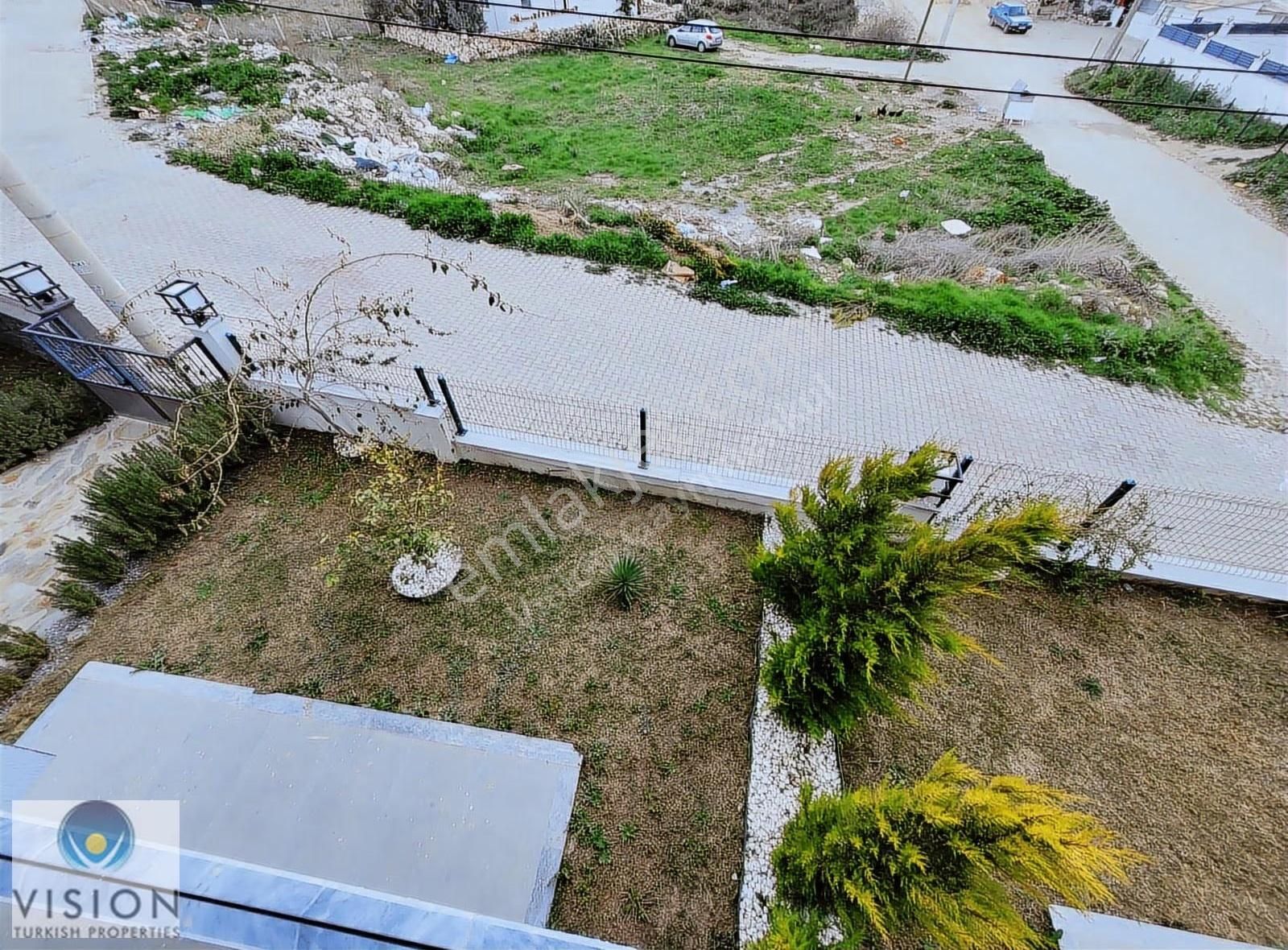 Didim Hisar Mahallesinde Havuzlu Sitede Bahçeli 3+1 Villa - Görsel 14