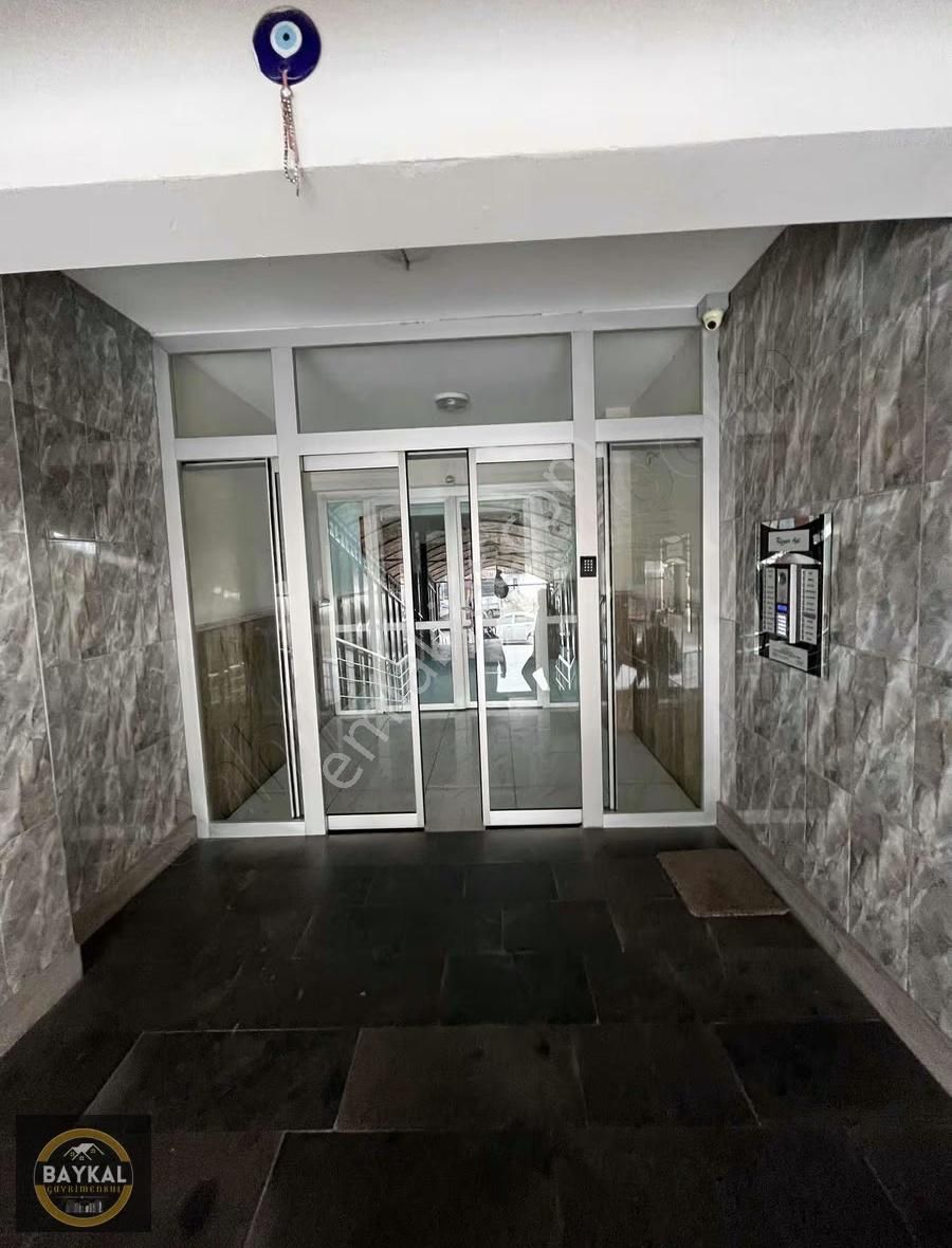 Yıldırım Beyazıtta Mükemmel Konumda Daire - Görsel 12