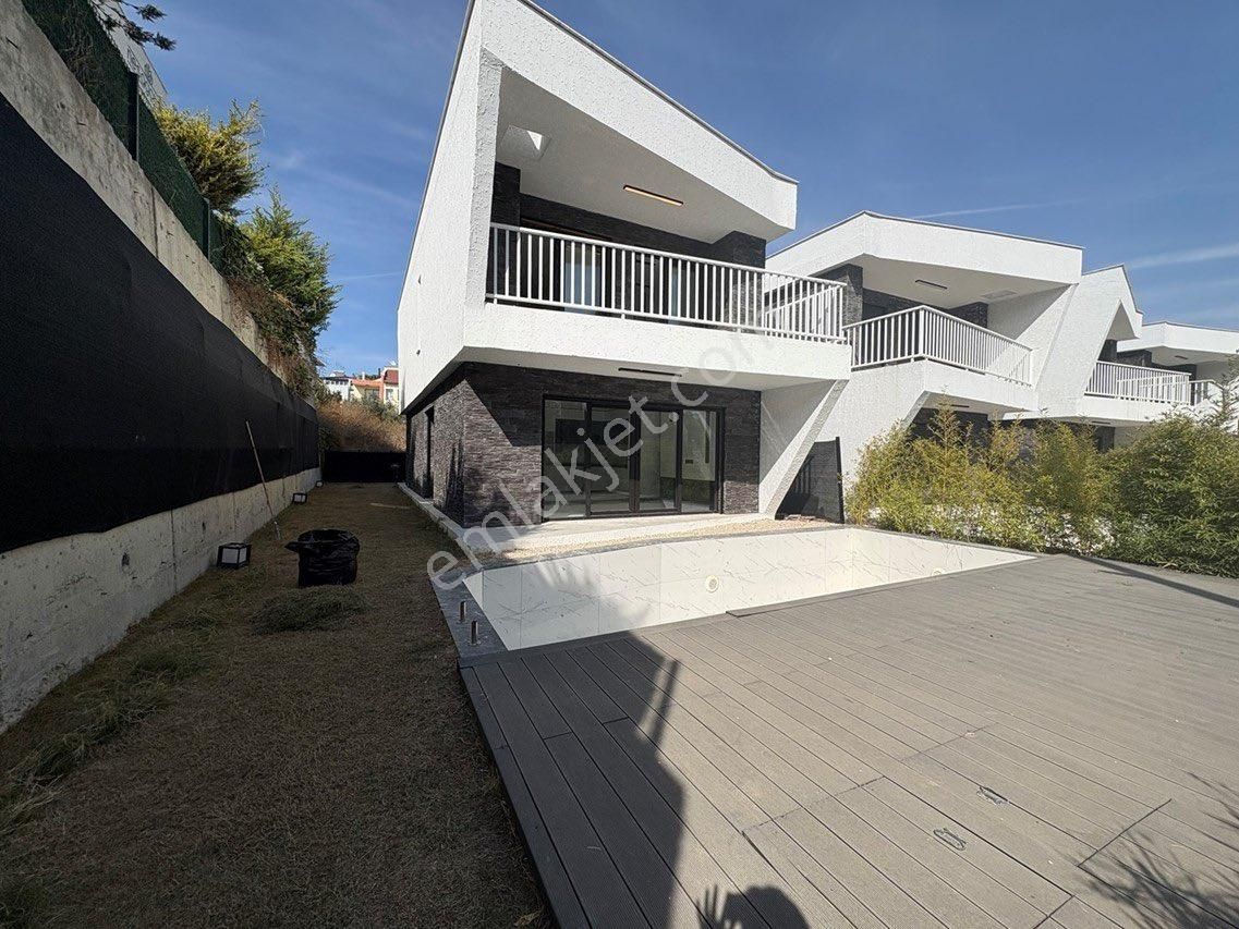 Kuşadası Kadınlar Denizi'nde 4+1 Müstakil, Özel Havuzlu Lüx Satılık Villa - Görsel 2