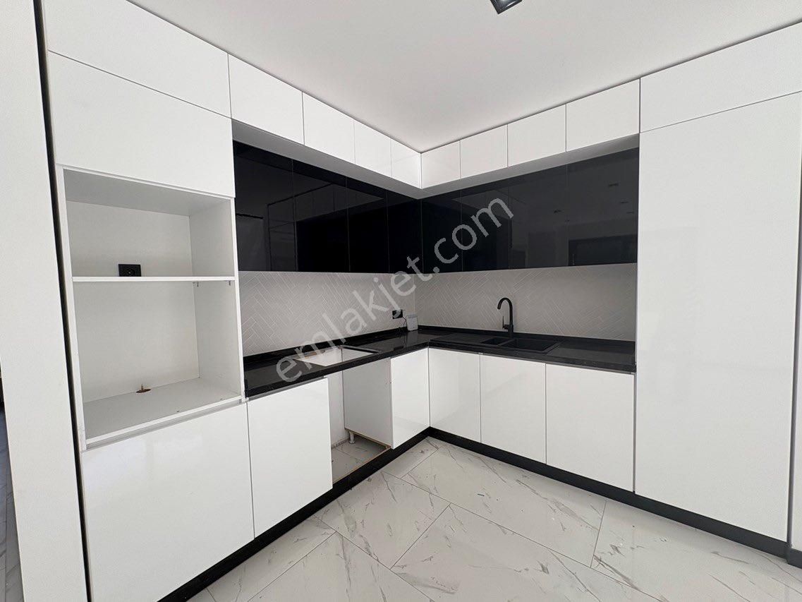 Kuşadası Kadınlar Denizi'nde 4+1 Müstakil, Özel Havuzlu Lüx Satılık Villa - Görsel 3