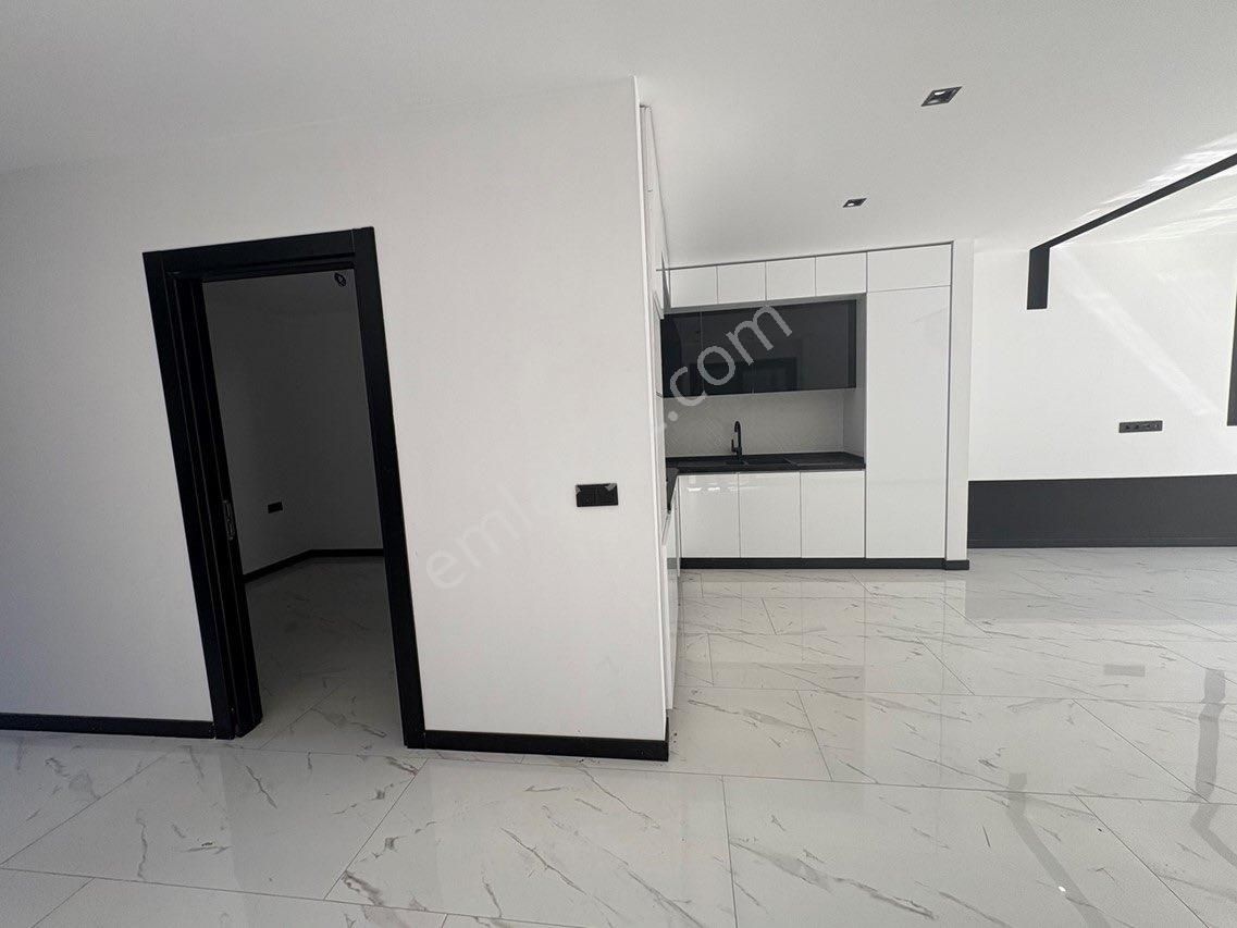 Kuşadası Kadınlar Denizi'nde 4+1 Müstakil, Özel Havuzlu Lüx Satılık Villa - Görsel 6