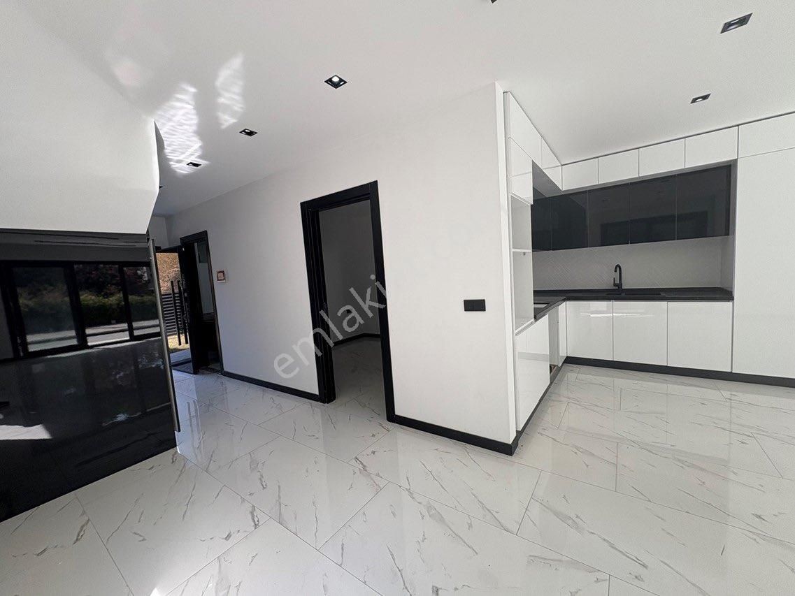 Kuşadası Kadınlar Denizi'nde 4+1 Müstakil, Özel Havuzlu Lüx Satılık Villa - Görsel 7