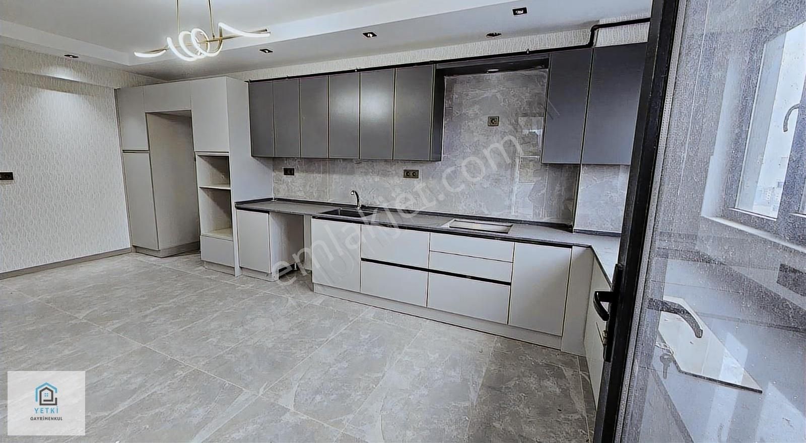 Yetki'den Çakmak Mah. Arakat Satılık Site İçi Geniş Ferah Daire - Görsel 9