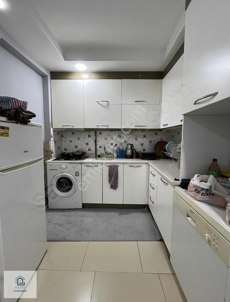 Ulus Dolmuş Durakları Yakını 2+1 Satılık Apart - Görsel 4