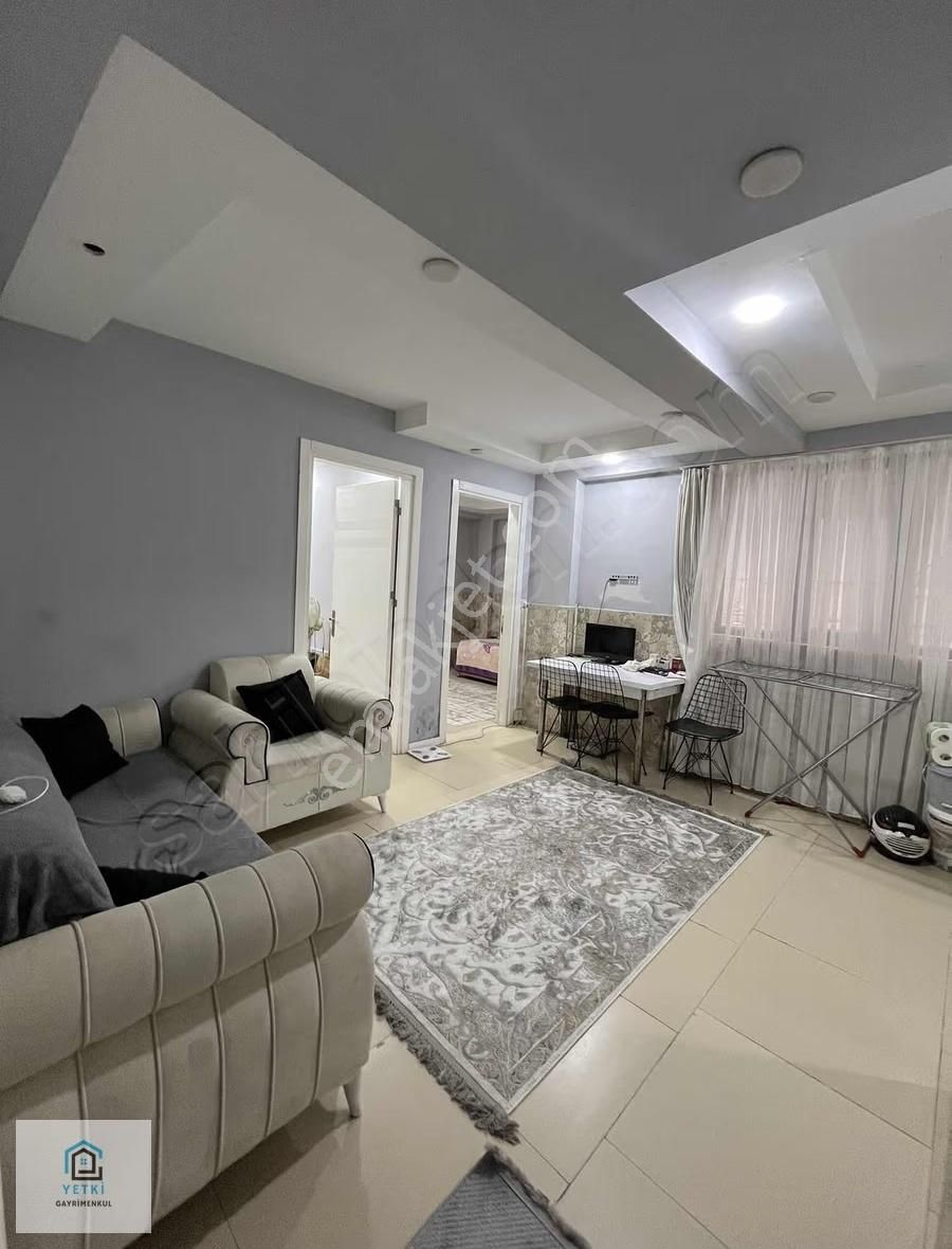 Ulus Dolmuş Durakları Yakını 2+1 Satılık Apart - Görsel 2