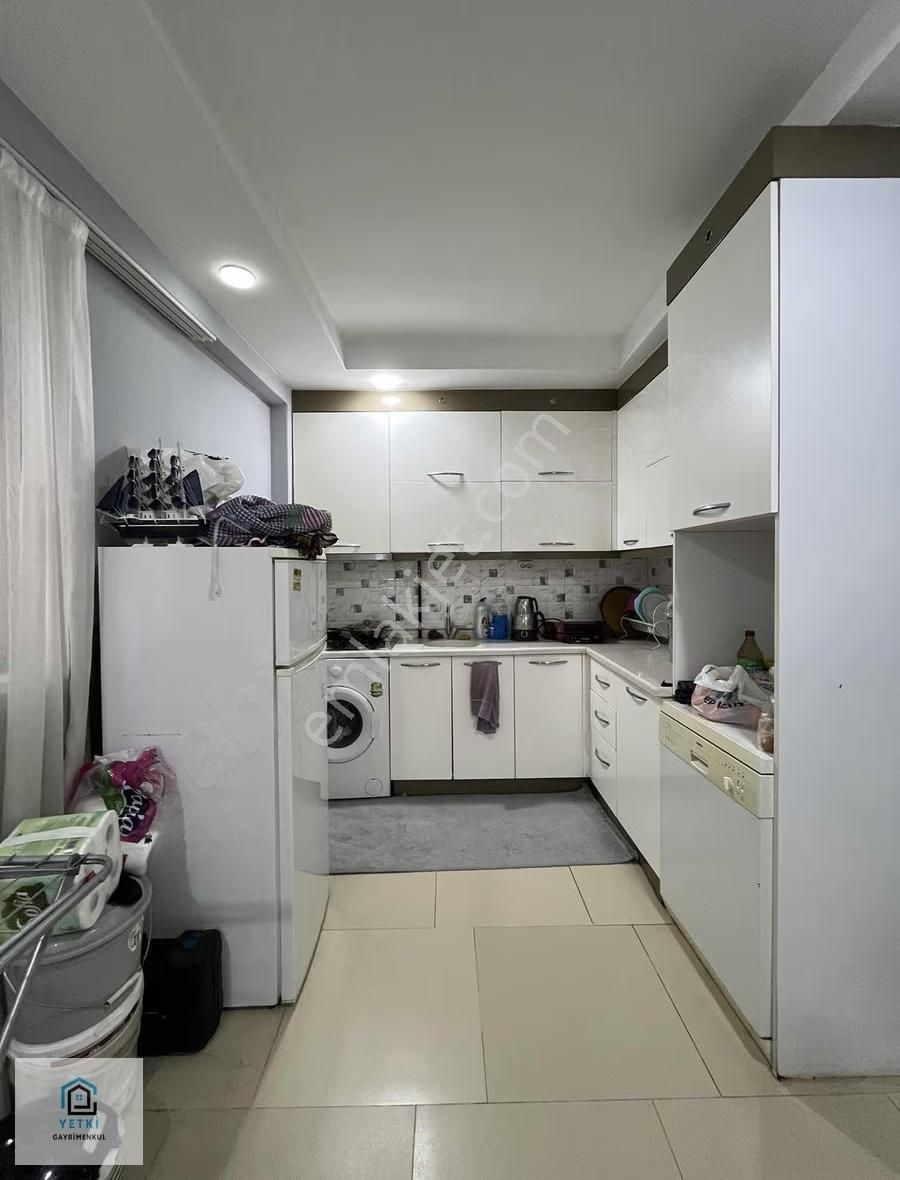 Ulus Dolmuş Durakları Yakını 2+1 Satılık Apart - Görsel 11