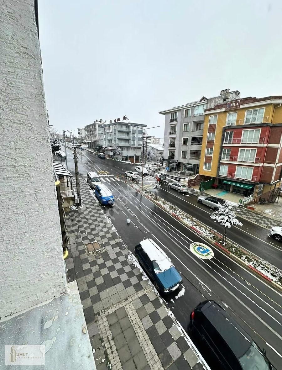 Malkara Camiatik Mahallesin'nde Ferah Asansörlü Daire - Görsel 7