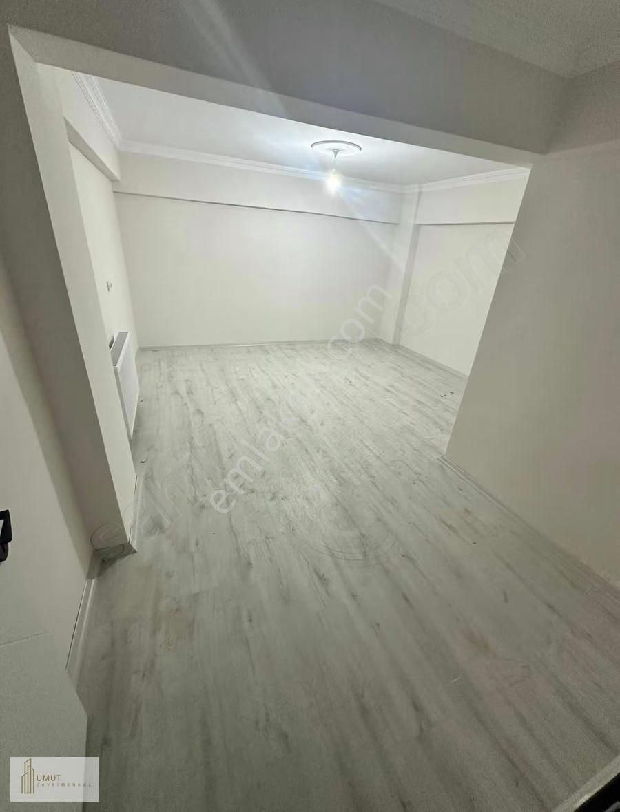 Malkara Camiatik Mahallesin'nde Ferah Asansörlü Daire