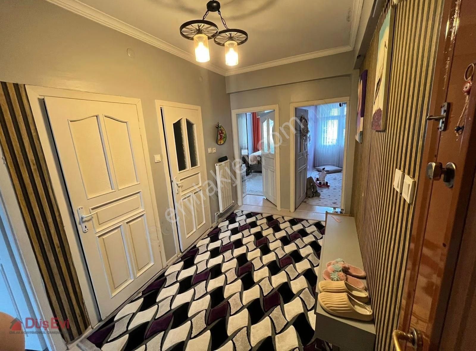 Bağcılar Yıldıztepe Mh. 2+1 4.kat Ferah Daire - Görsel 13