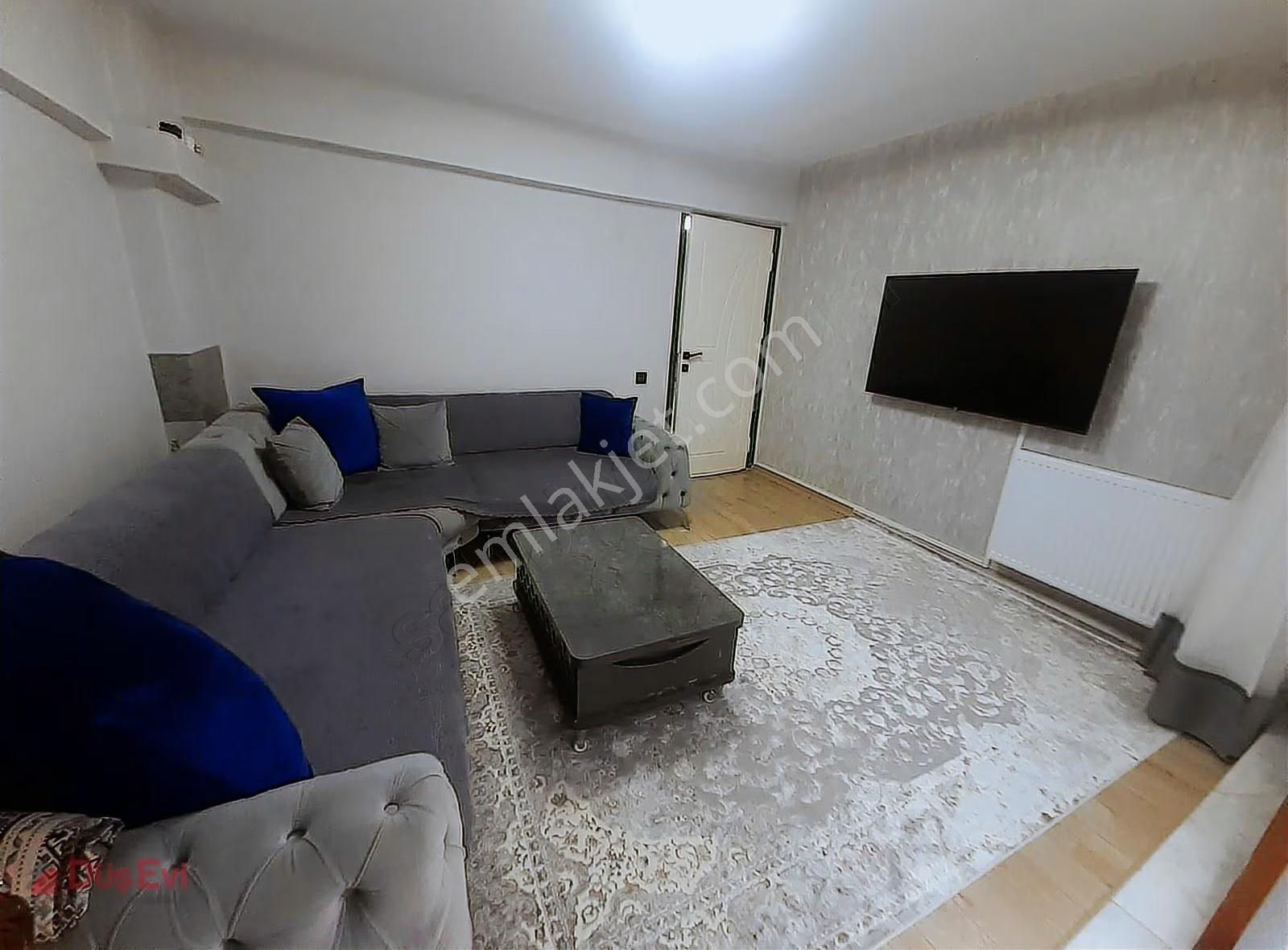 Acill Bağcılar Yenigün Mah. 2+1 Ful Tadilatlı Bodrum Kat Daire