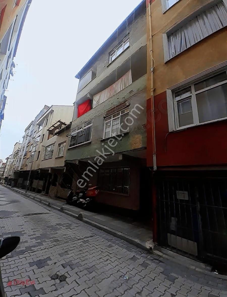 Acill Bağcılar Yenigün Mah. 2+1 Ful Tadilatlı Bodrum Kat Daire - Görsel 23