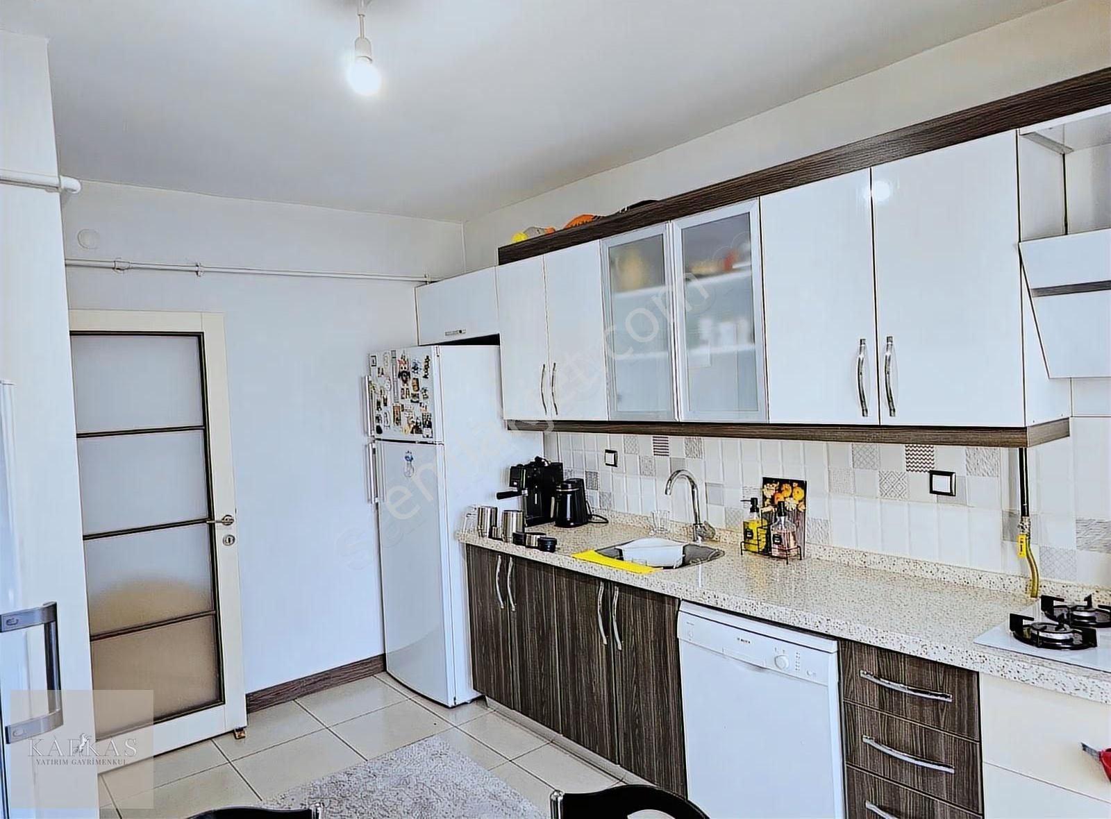 İldem Yeşilyurt Esnaf Toki Lerde 3+1 Yapılı Daire - Görsel 26