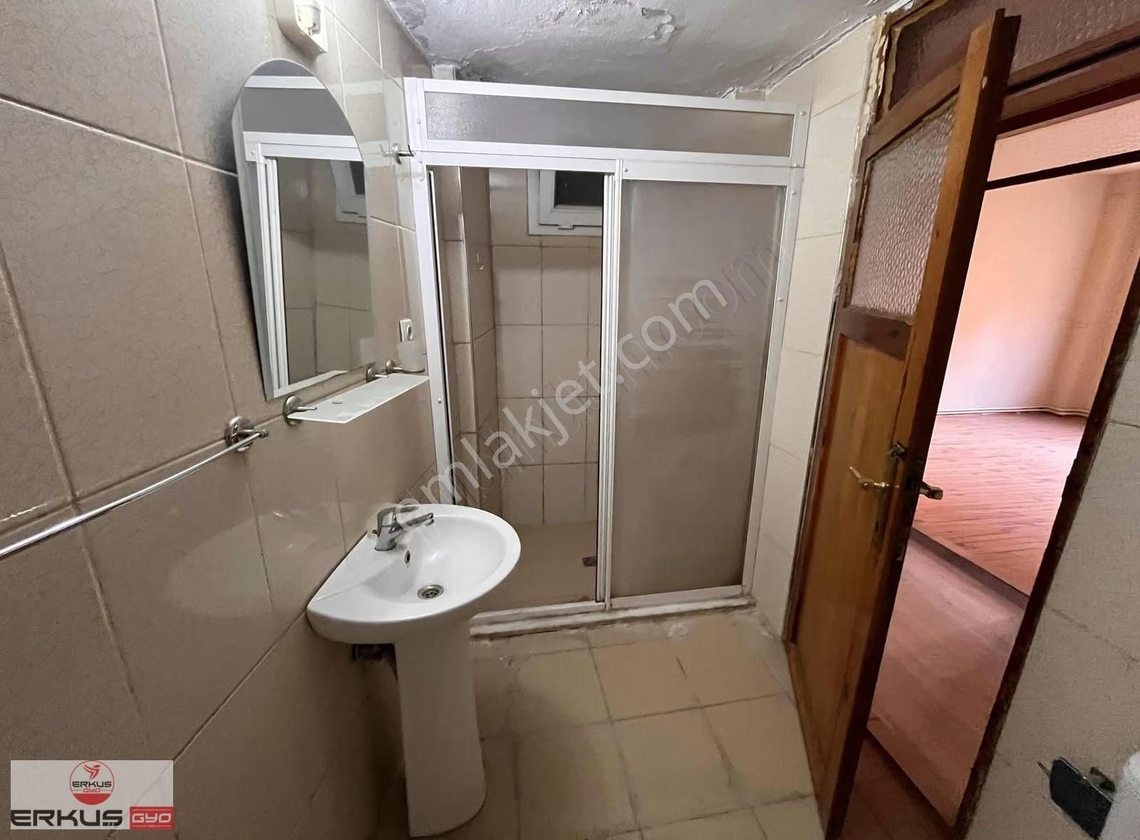 Erkuş Gyo Dan Fesleğen De 2+1 Kiralık Daire - Görsel 5