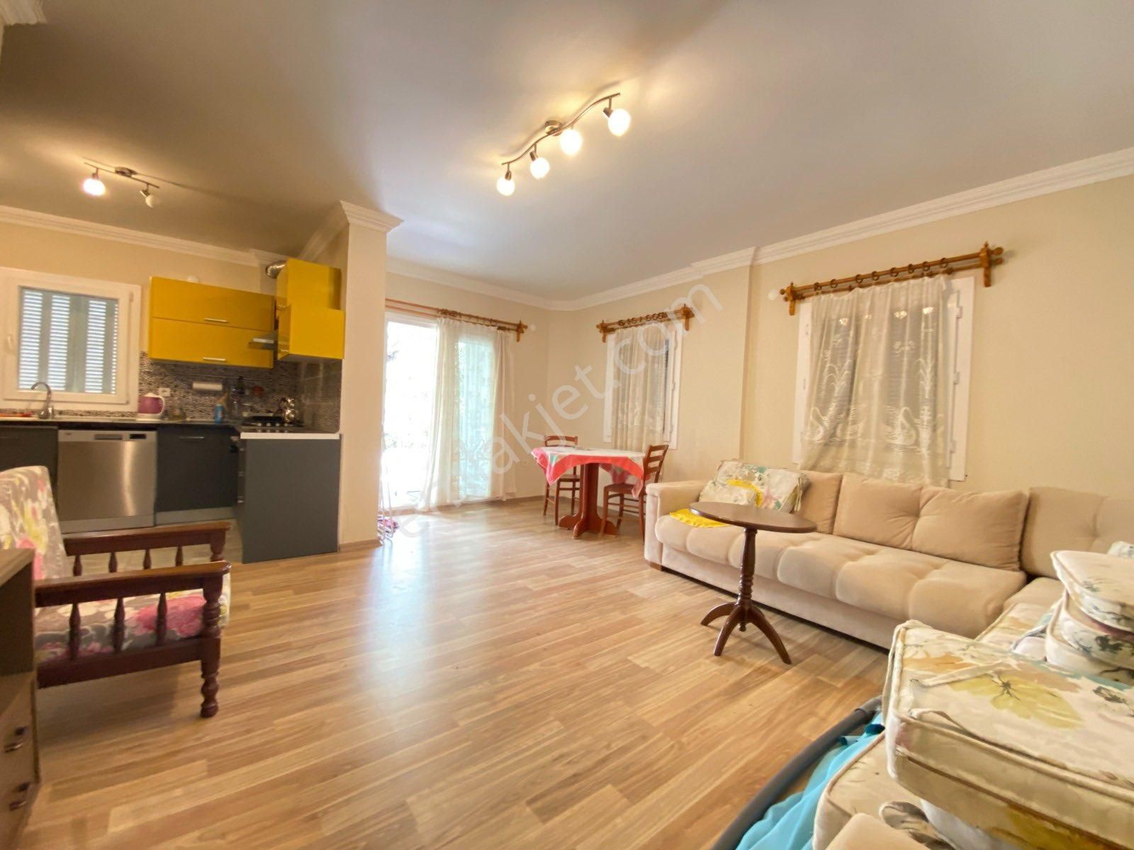 Seferihisar Ürkmez De Satılık 3+1 Satılık Villa Denize Sadece 50 Metre - Görsel 15