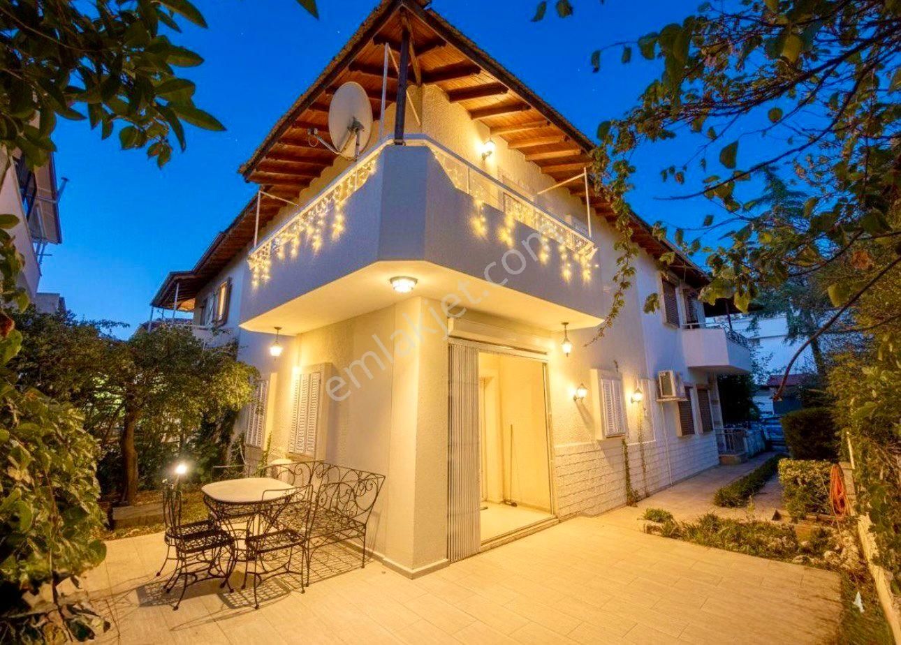 Seferihisar Ürkmez De Satılık 3+1 Satılık Villa Denize Sadece 50 Metre - Görsel 2