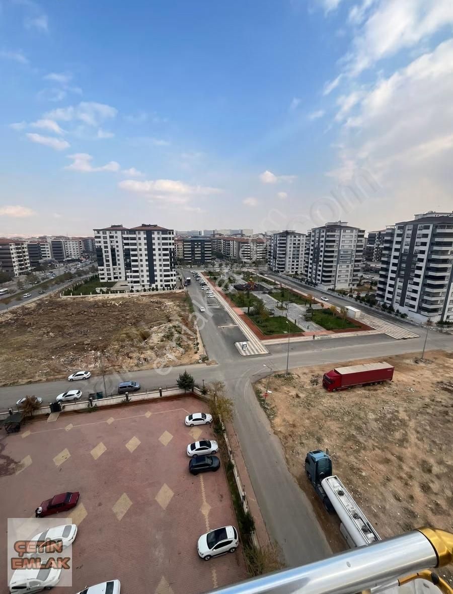 Çetin Emlakdan.akkent Merkez'de Satılık 2+1 Daire