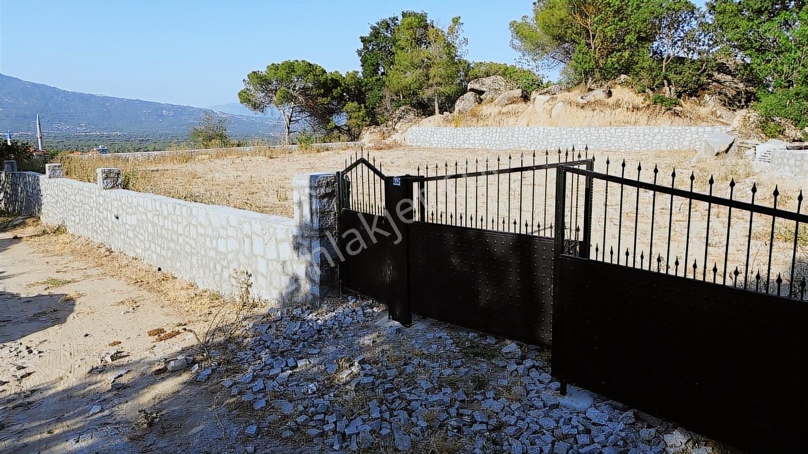 Bergama Kozak Yaylasında Satılık 1.583m2 Konut Arsası - Görsel 9