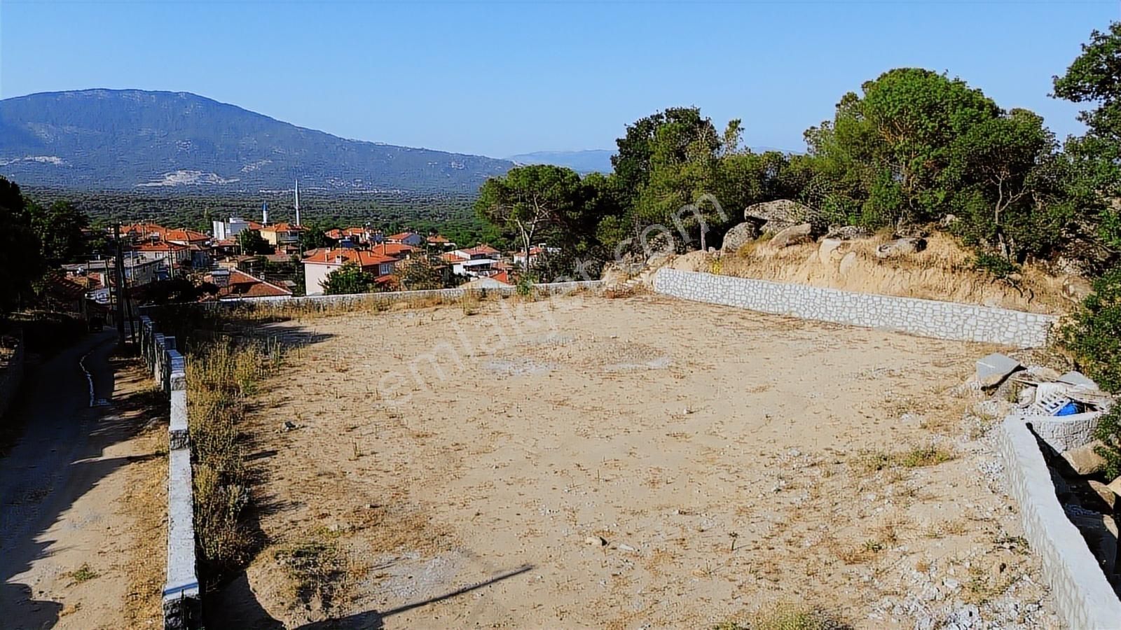 Bergama Kozak Yaylasında Satılık 1.583m2 Konut Arsası - Görsel 12