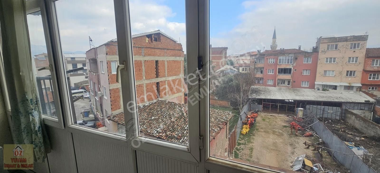 Gürsu Çarşı İçinde Cadde Üstü Satılık 2+1 Daire... - Görsel 3