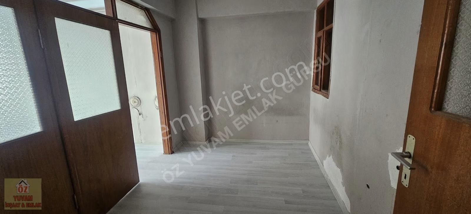 Gürsu Çarşı İçinde Cadde Üstü Satılık 2+1 Daire... - Görsel 2