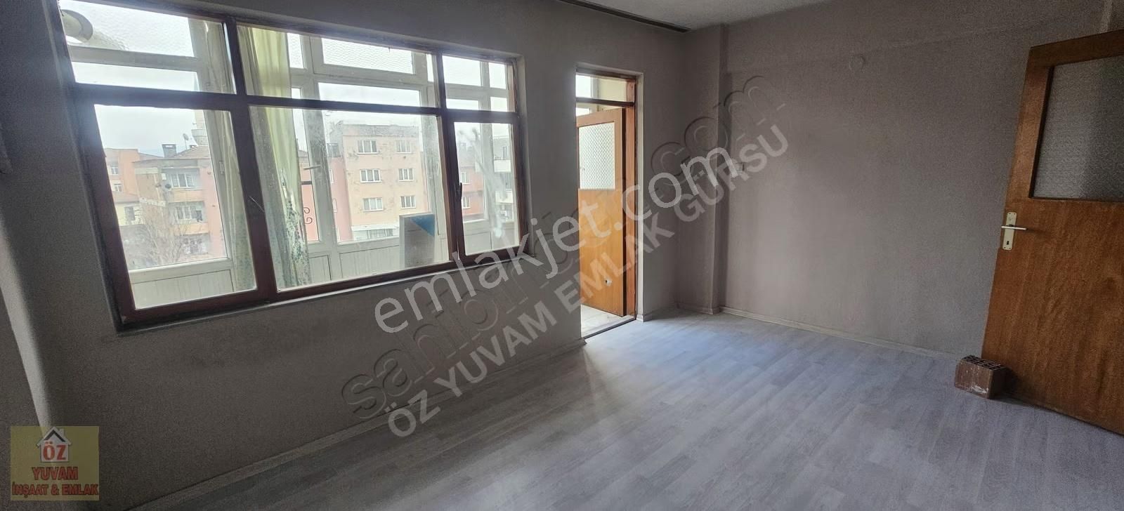 Gürsu Çarşı İçinde Cadde Üstü Satılık 2+1 Daire... - Görsel 8