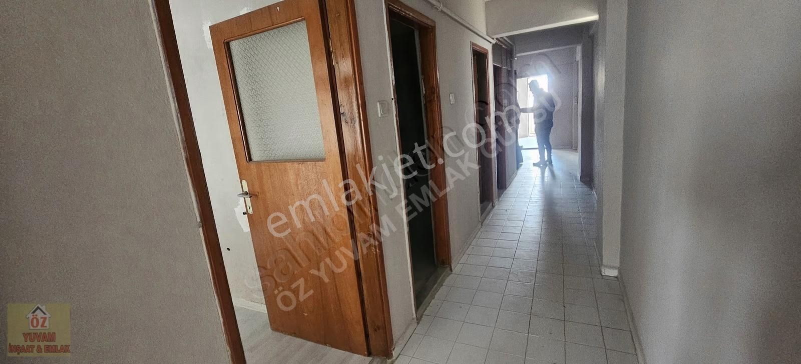 Gürsu Çarşı İçinde Cadde Üstü Satılık 2+1 Daire... - Görsel 6