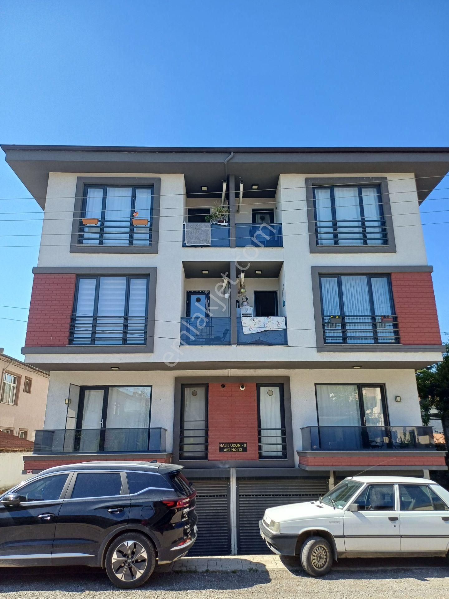 Uzunmustafa Mahallesi Mükemmel Konumda Yatırımlık 1+1 Satılık Daire - Görsel 2