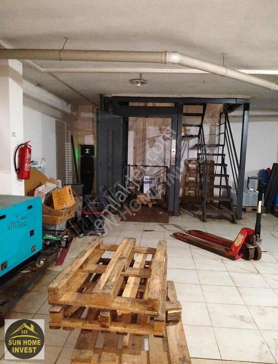 Üç Katlı 700m2 Satılık Dükkan - Görsel 14