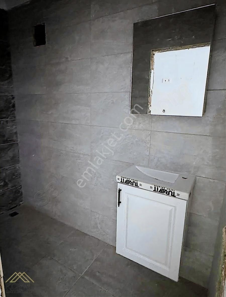 Trabzon Bahçecik Kanuni Bulvarı Üzeri Satılık 2+1 Daire