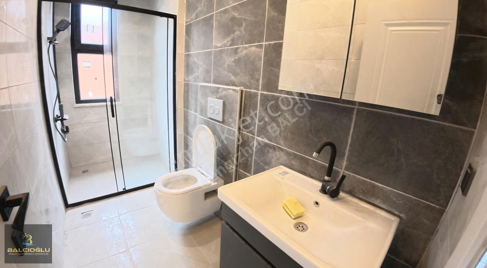 Balcıoğlundan Satılık Denize Yakın Bahçeli Lüx Triblex Villa - Görsel 16