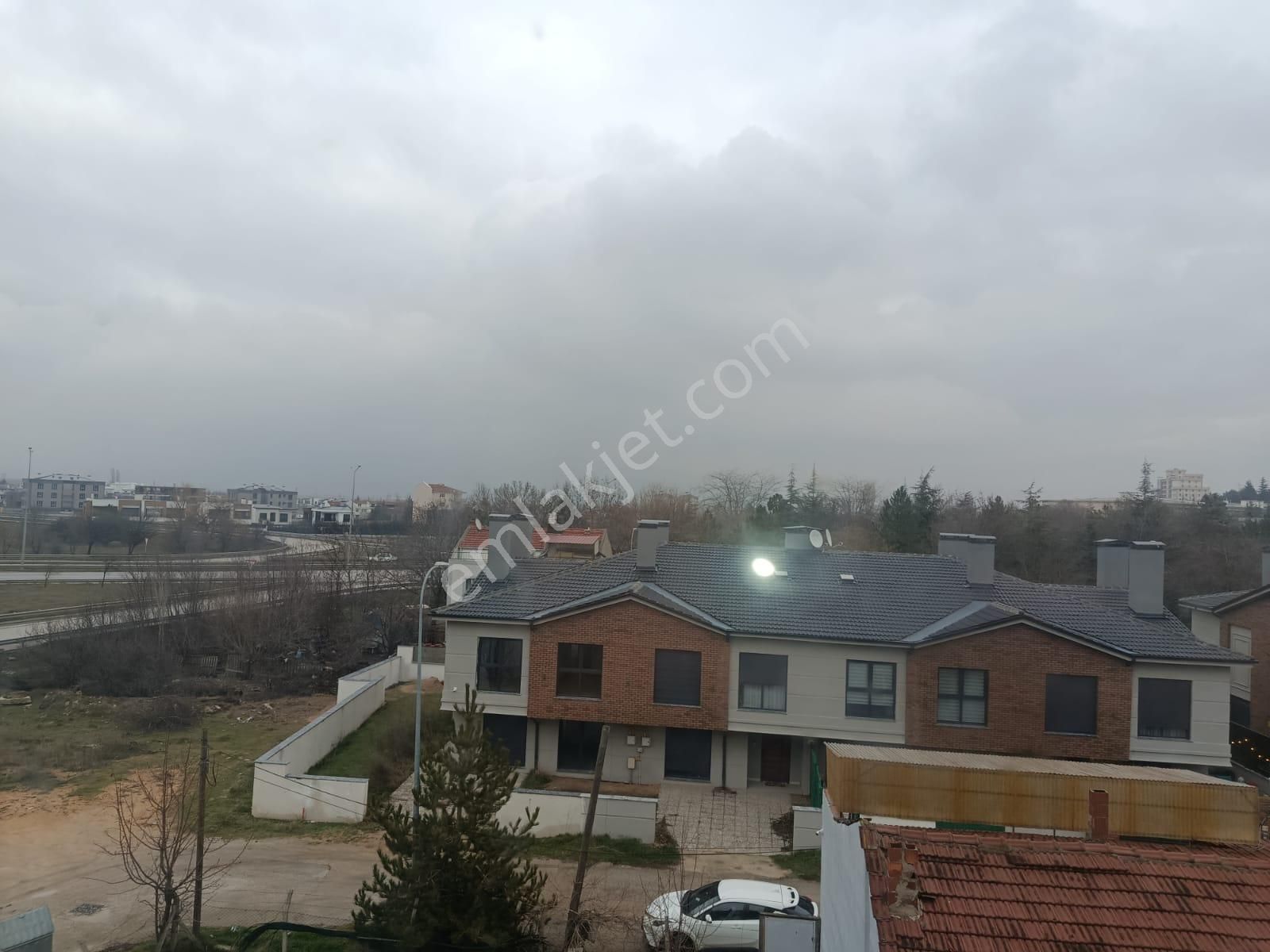 Century 21 Vizyon'dan Batıkent'te Manzaralı Geniş 2+0 Kiralık Daire - Görsel 22