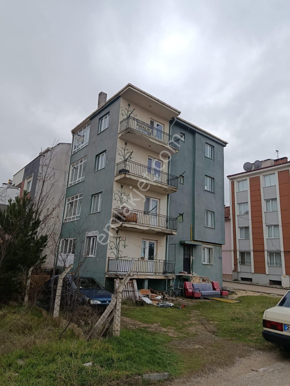 Century 21 Vizyon'dan Batıkent'te Manzaralı Geniş 2+0 Kiralık Daire