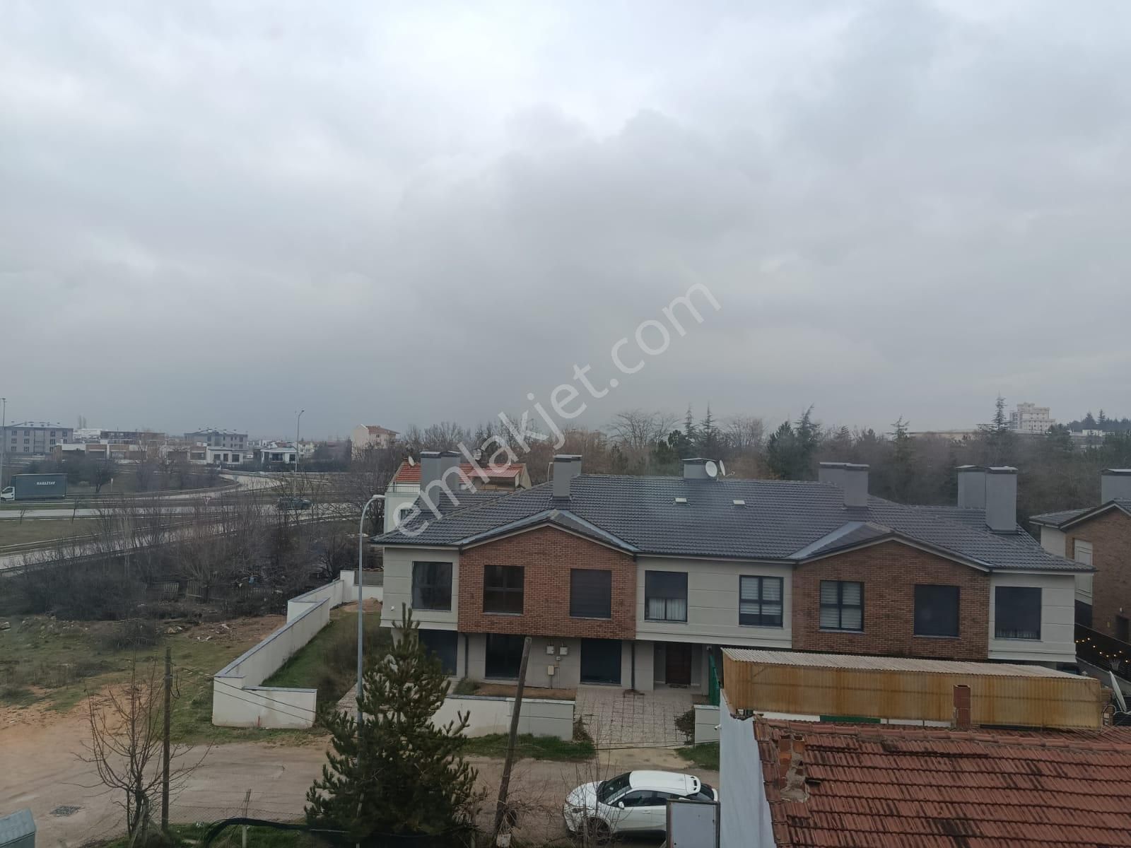 Century 21 Vizyon'dan Batıkent'te Manzaralı Geniş 2+0 Kiralık Daire - Görsel 21