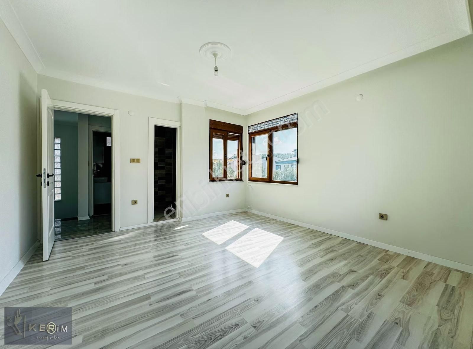 Kerim'den Ayvalık Satılık 5+2 Müstakil Havuzlu Denize 300m Villa - Görsel 25