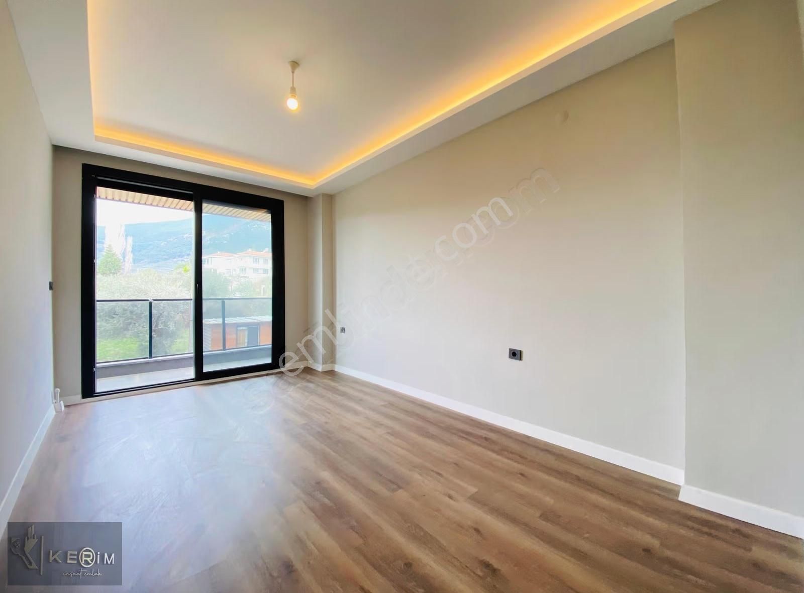 ✅ Güre Satılık Müstakil Bahçeli Sıfır 3+1 Otoparklı Villa - Görsel 14