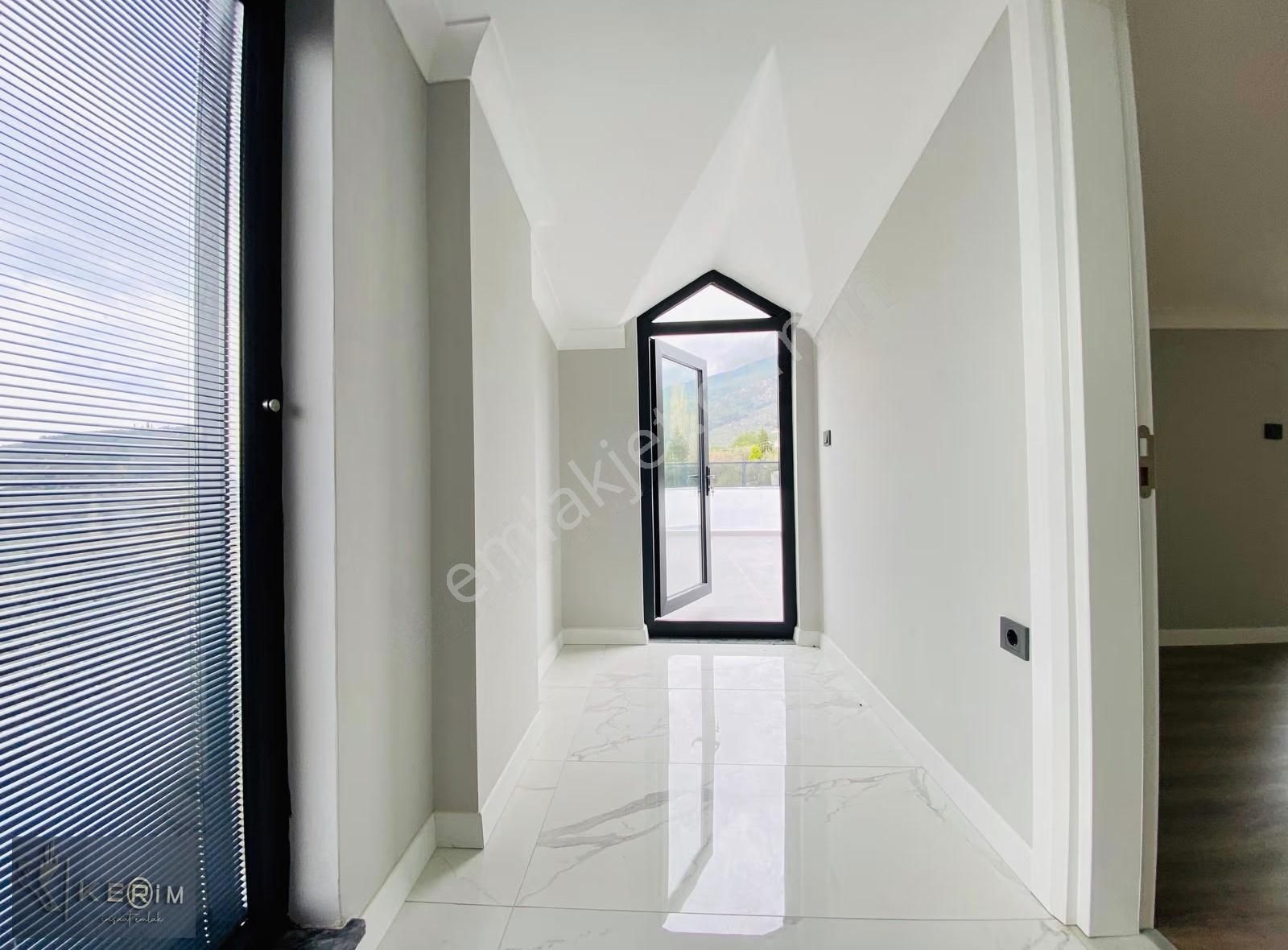 ✅ Güre Satılık Müstakil Bahçeli Sıfır 3+1 Otoparklı Villa - Görsel 17
