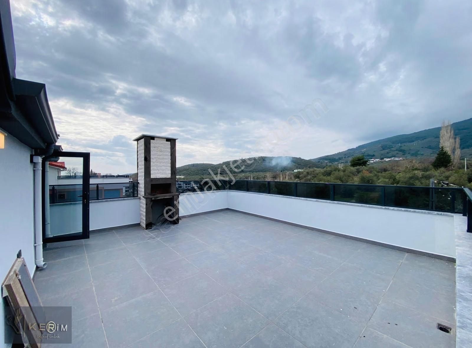 ✅ Güre Satılık Müstakil Bahçeli Sıfır 3+1 Otoparklı Villa - Görsel 2