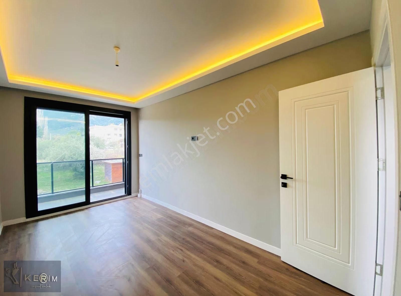 ✅ Güre Satılık Müstakil Bahçeli Sıfır 3+1 Otoparklı Villa - Görsel 24