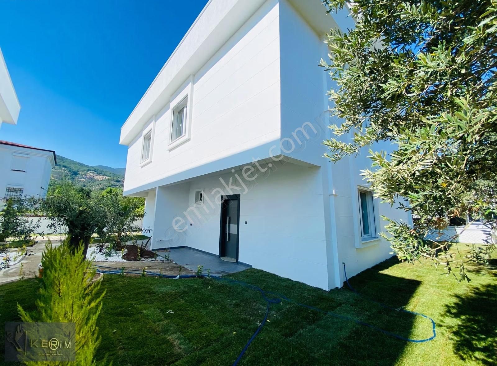 ✅ Kerim'den Güre Acil Satılık 5+1 Sıfır Triplex Villa - Görsel 2