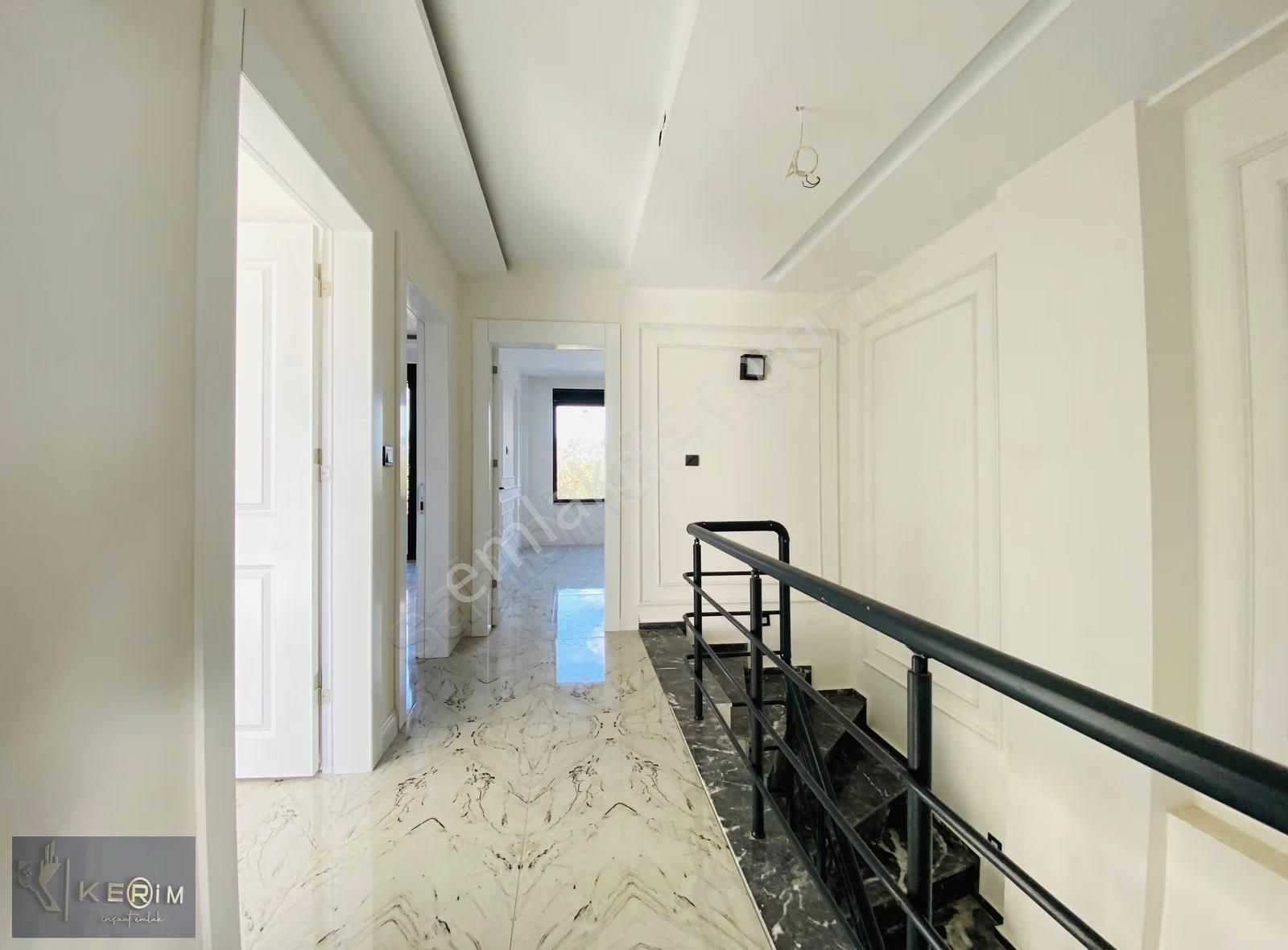 ✅ Küçükkuyu Satılık Denize Yakın 3+1 Bahçeli Sıfır Villa - Görsel 13