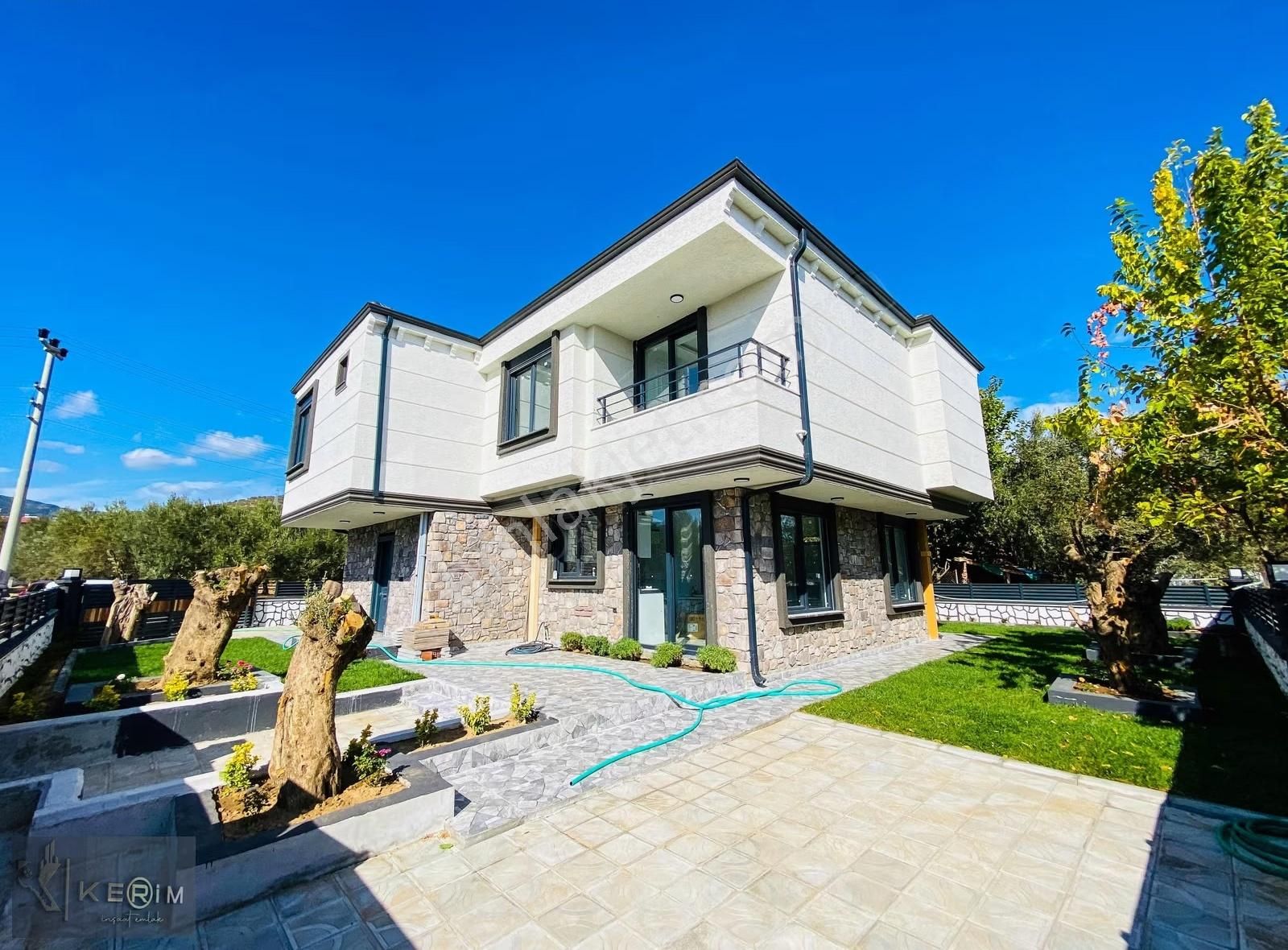 ✅ Küçükkuyu Satılık Denize Yakın 3+1 Bahçeli Sıfır Villa - Görsel 9